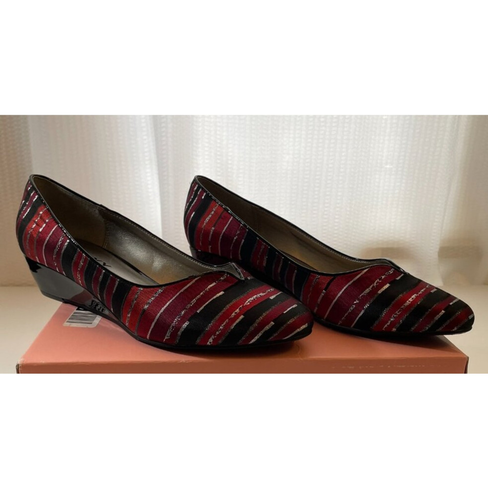 Women's Shoes 9.5 W-Wide Proxy Red Silver Glitter Stripe Wedge New